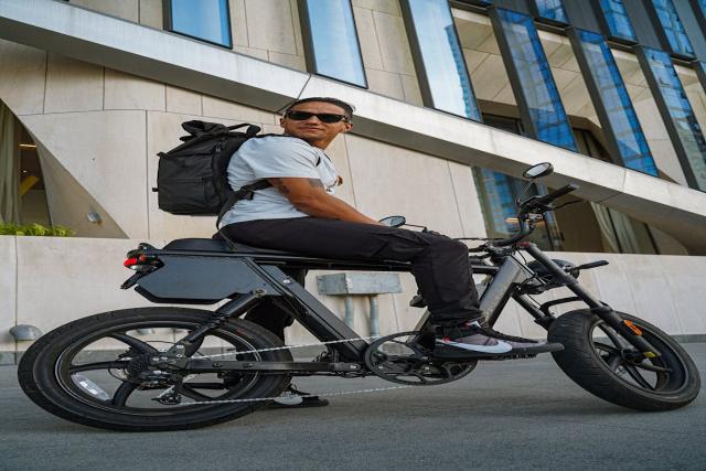 Electric Scooters Revolutionizing Urban Transportation