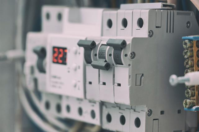 What are the Types of Switchgear and Their Applications across Industries?