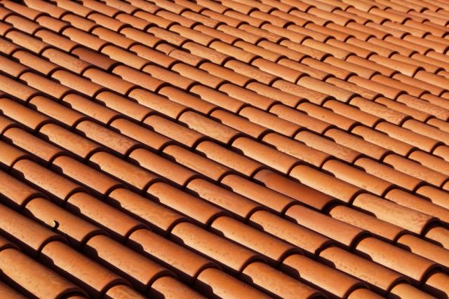 Top Factors to Consider When Choosing Roofing Materials