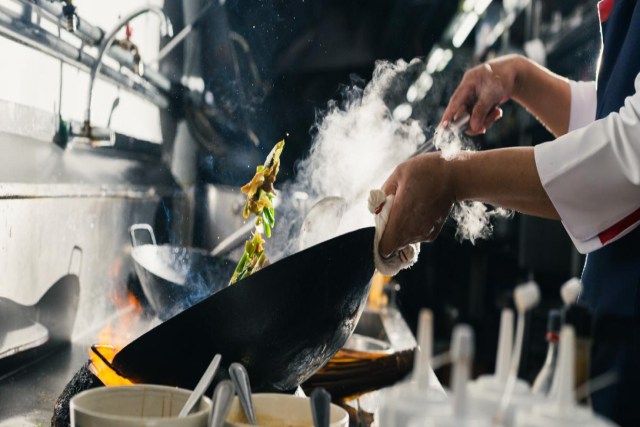 How Cloud Kitchens Are Revolutionizing the Food De