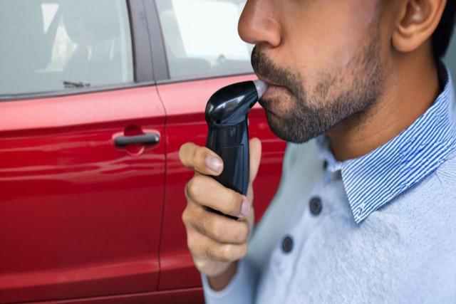 How Breathalyzers Work: A Dive into Alcohol Detection Technology