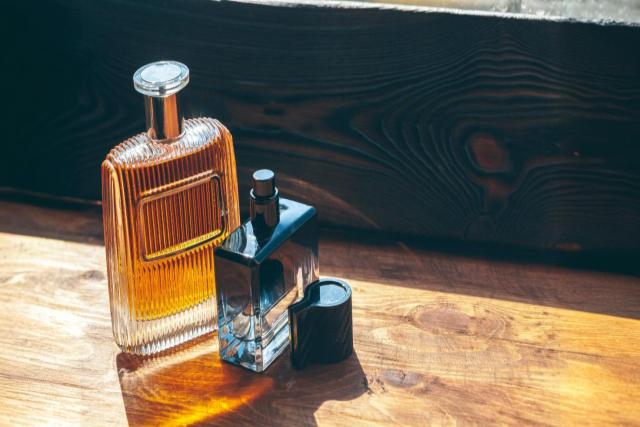 Sustainability in the Luxury Perfume Industry: How Brands Are Going Green