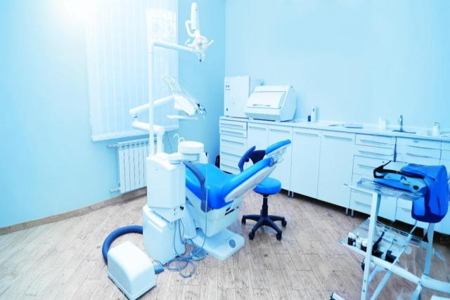 The Role of Dental Chairs in Enhancing Patient Comfort and Experience